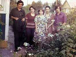 Молодые специалисты перед началом трудового пути, сентябрь 1977 Воскресенск